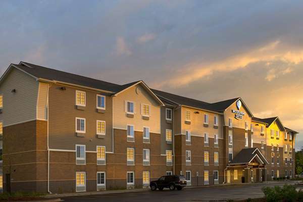 Exterior view - WoodSpring Suites Darien