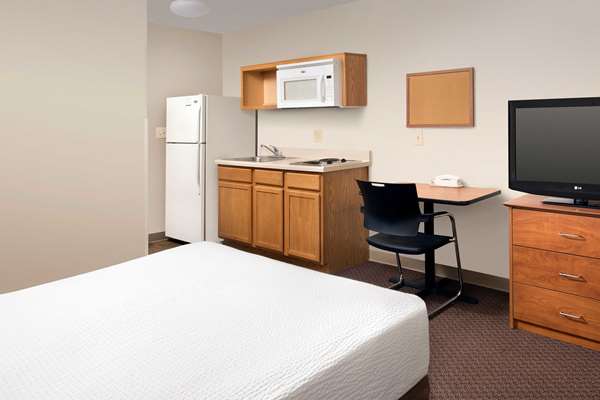  - WoodSpring Suites Champaign - I-74, Exit 181