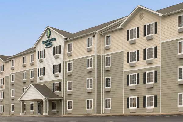 Exterior view - WoodSpring Suites Champaign - I-74, Exit 181