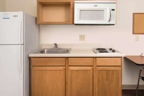  - WoodSpring Suites Champaign - I-74, Exit 181