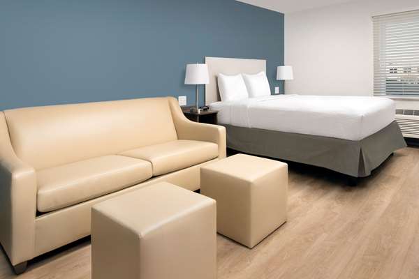  - WoodSpring Suites Tinley Park - I-80, Exit 148