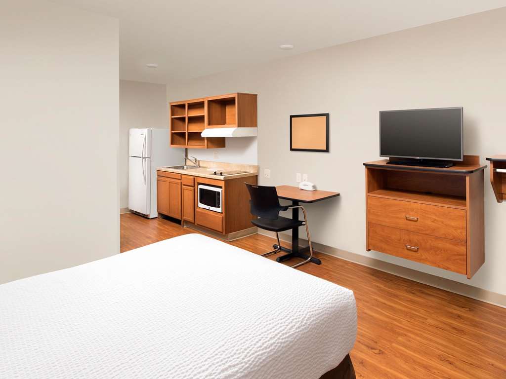 WOODSPRING SUITES MERRILLVILLE-guestroom-Guest Room,On-Site.jpg