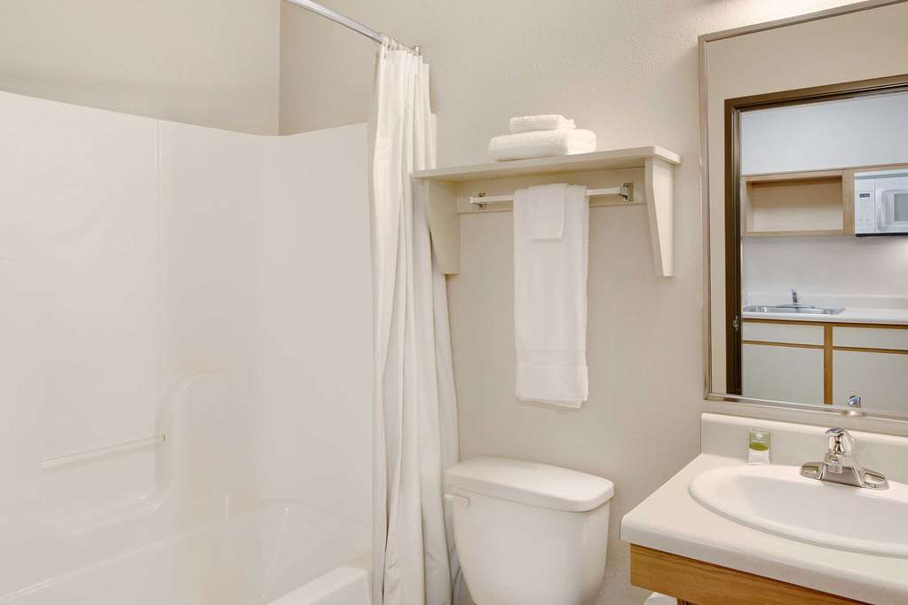 WOODSPRING SUITES FORT WAYNE-guestroom-Guest Room,Bathroom,On-Site.jpg
