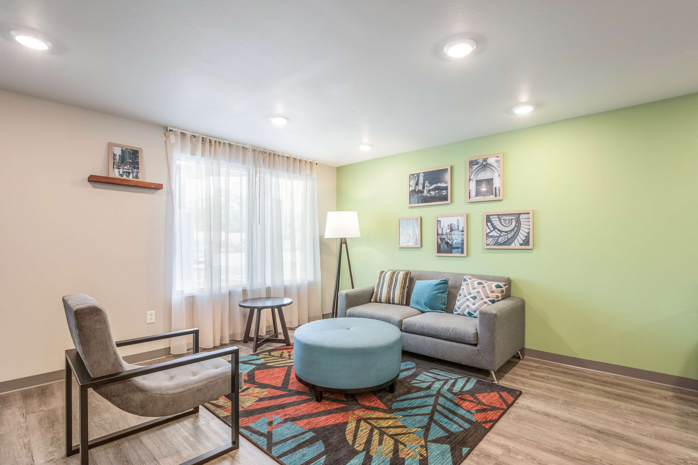 Lobby with sitting area