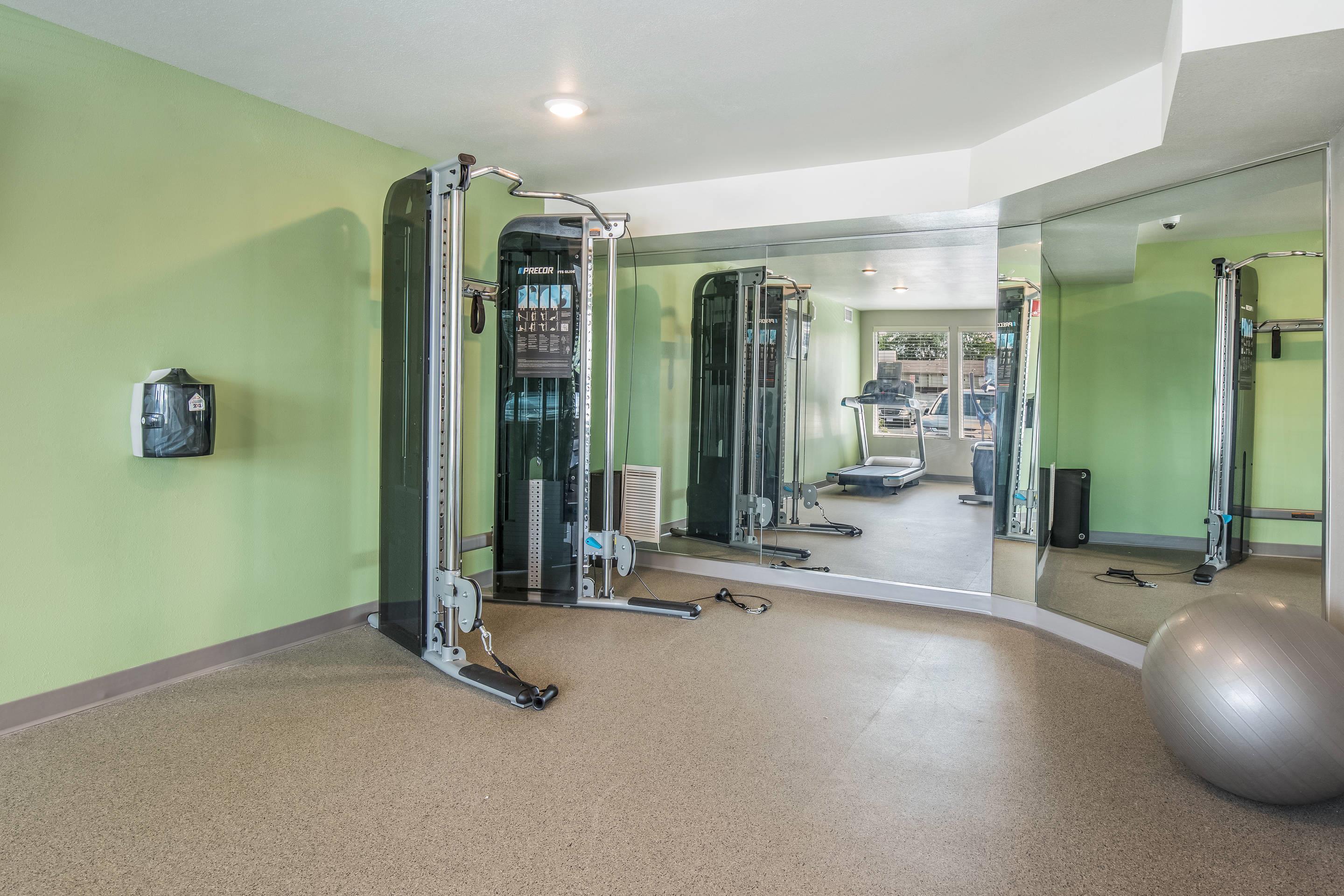 Fitness center | WoodSpring Suites Chicago Midway
