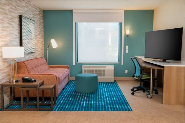  - Home2 Suites by Hilton Corona - I-15, Exit 90