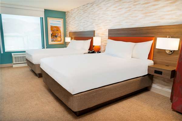  - Home2 Suites by Hilton Corona - I-15, Exit 90