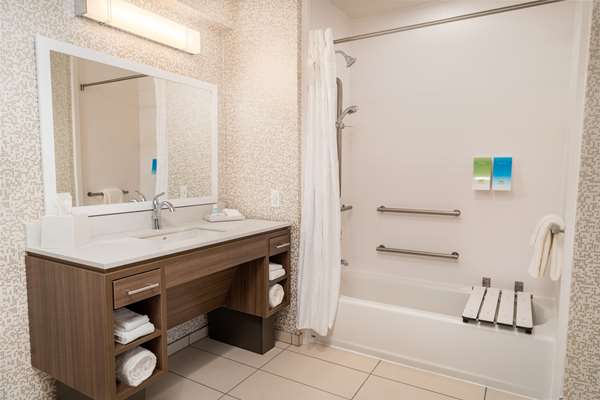  - Home2 Suites by Hilton Corona - I-15, Exit 90