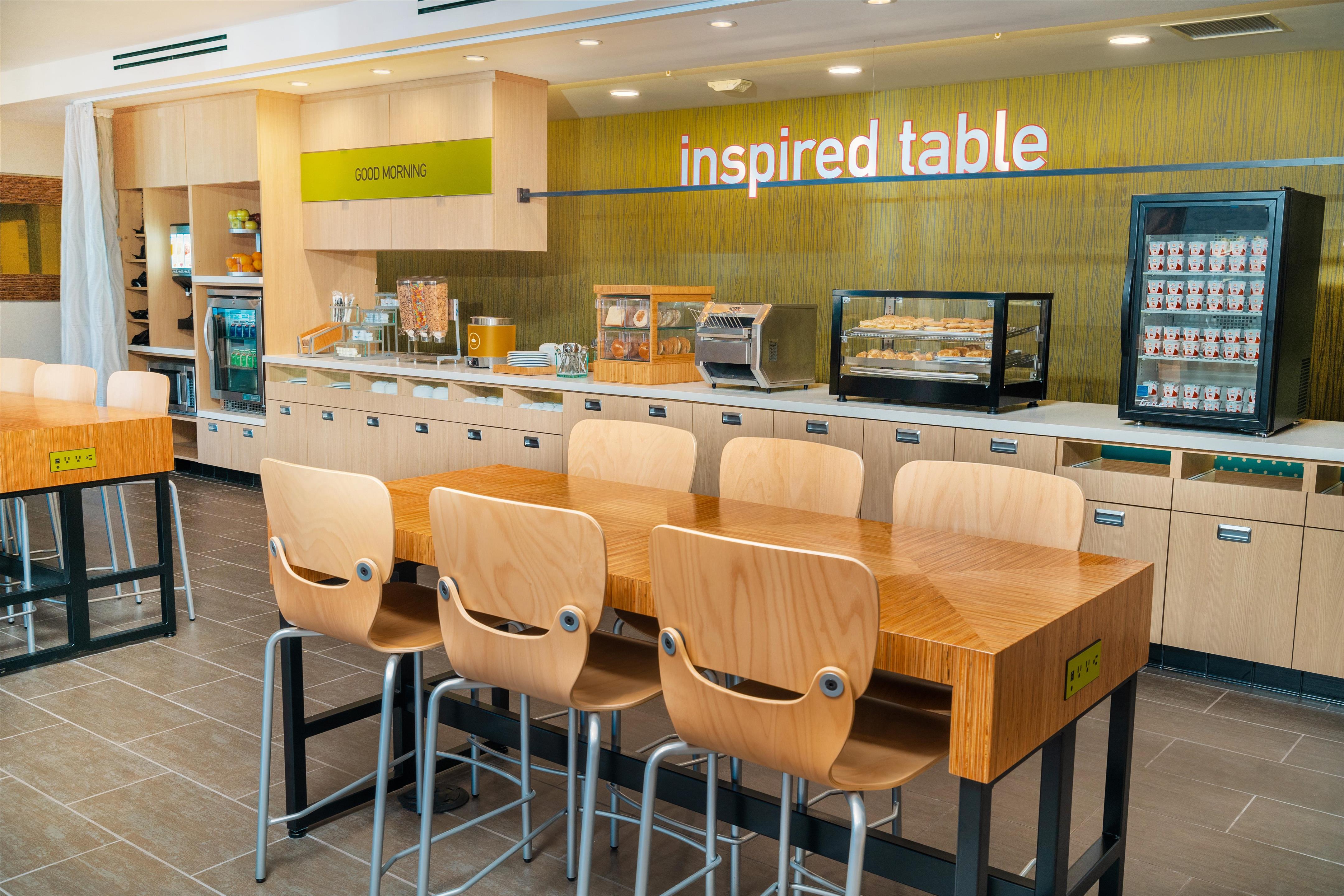 Breakfast Area | Home2 Suites by Hilton Corona