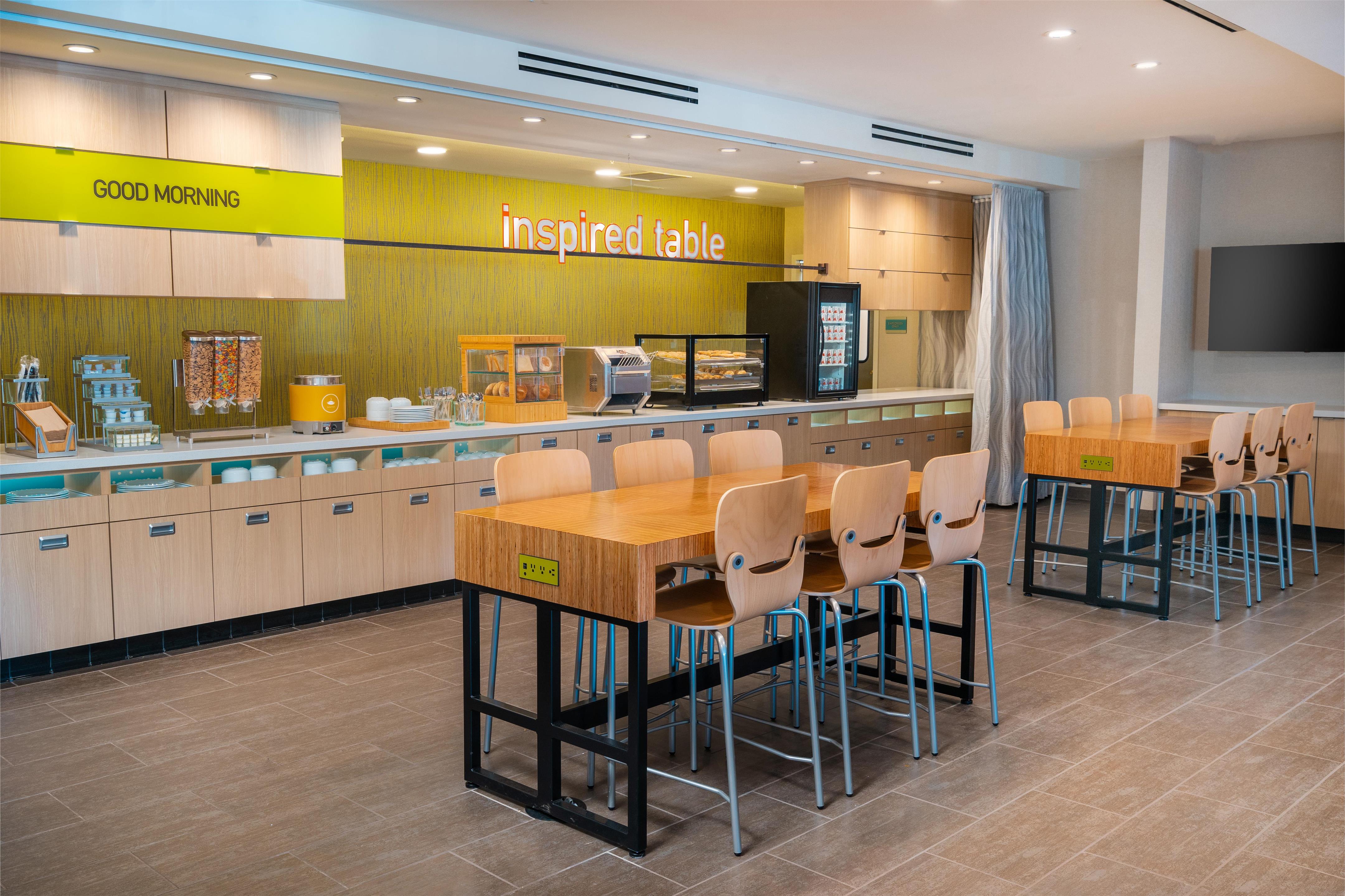 Breakfast Area | Home2 Suites by Hilton Corona