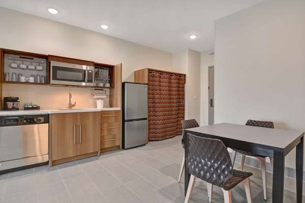  - Home2 Suites by Hilton Midtown Savannah