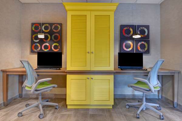 Conference Area - Home2 Suites by Hilton Midtown Savannah