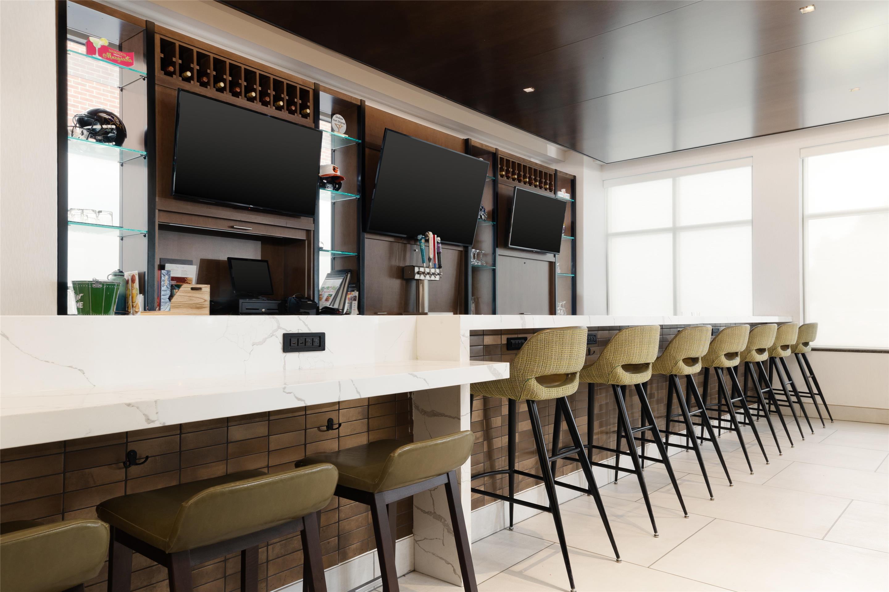 BarLounge | Hilton Garden Inn Hanover Arundel Mills,  MD