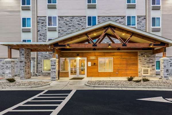 Exterior view - WoodSpring Suites Castleton Indianapolis - I-69, Exit 201