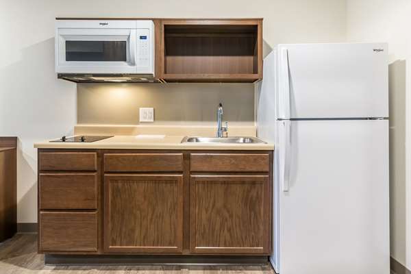  - WoodSpring Suites Castleton Indianapolis - I-69, Exit 201