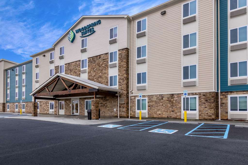 WoodSpring Suites Airport South