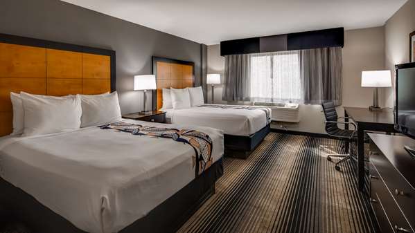  - Best Western Plus Hyde Park Chicago Hotel