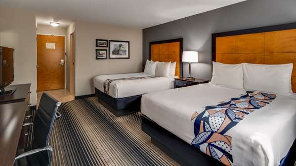  - Best Western Plus Hyde Park Chicago Hotel