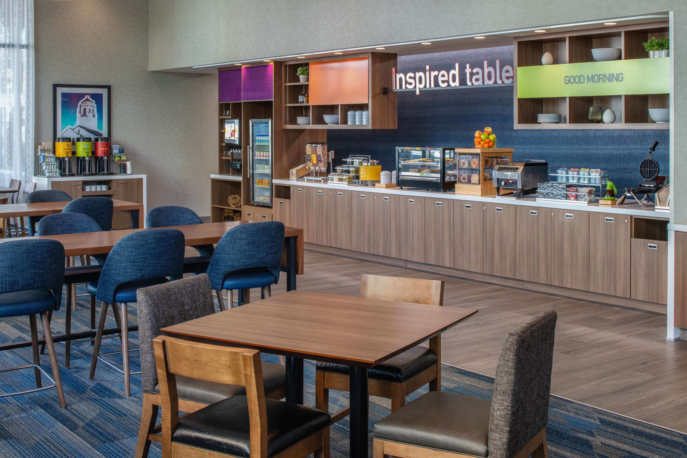 Breakfast Area | Home2 Suites By Hilton Boise Downtown