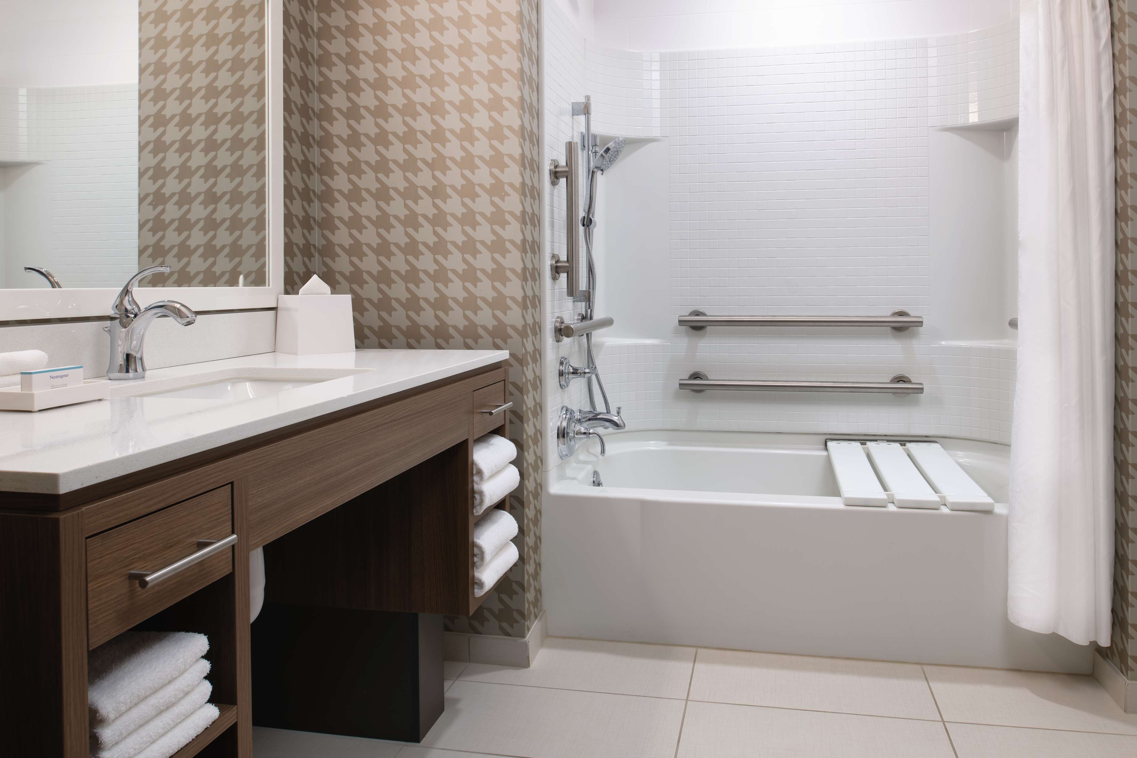 Home2 Suites by Hilton Boise Downtown Room Type - 1KG ACC TUB STUDIO NONSMOK