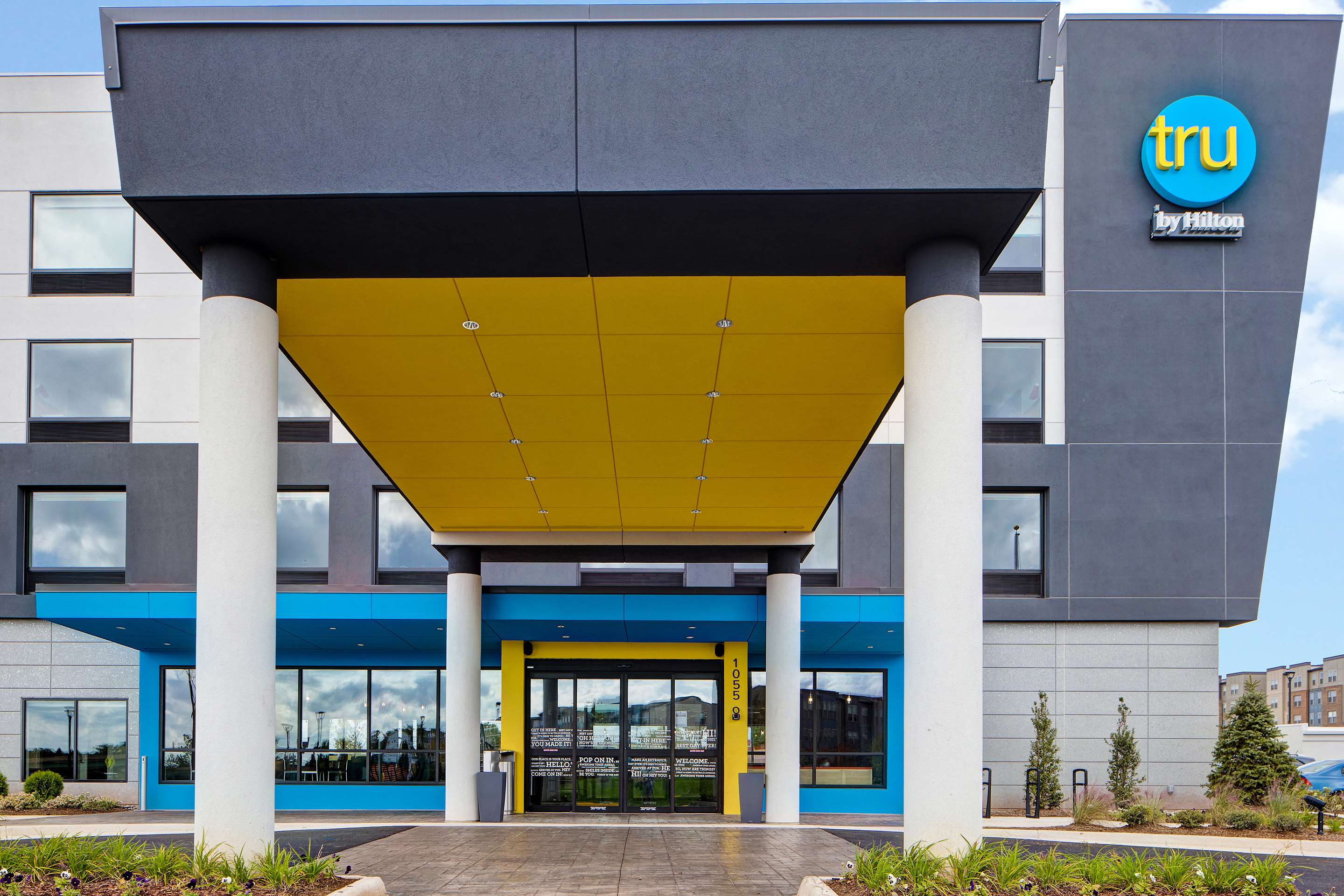 Exterior | Tru by Hilton Manassas