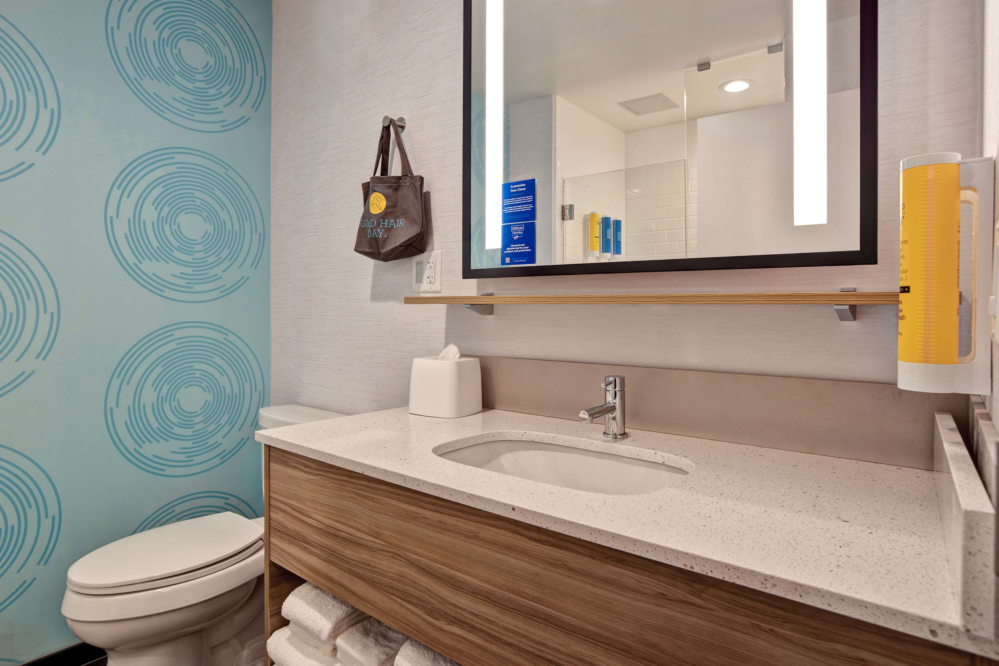 Tru by Hilton Manassas Room Type - 2 QN HEARING ACCESSIBLE
