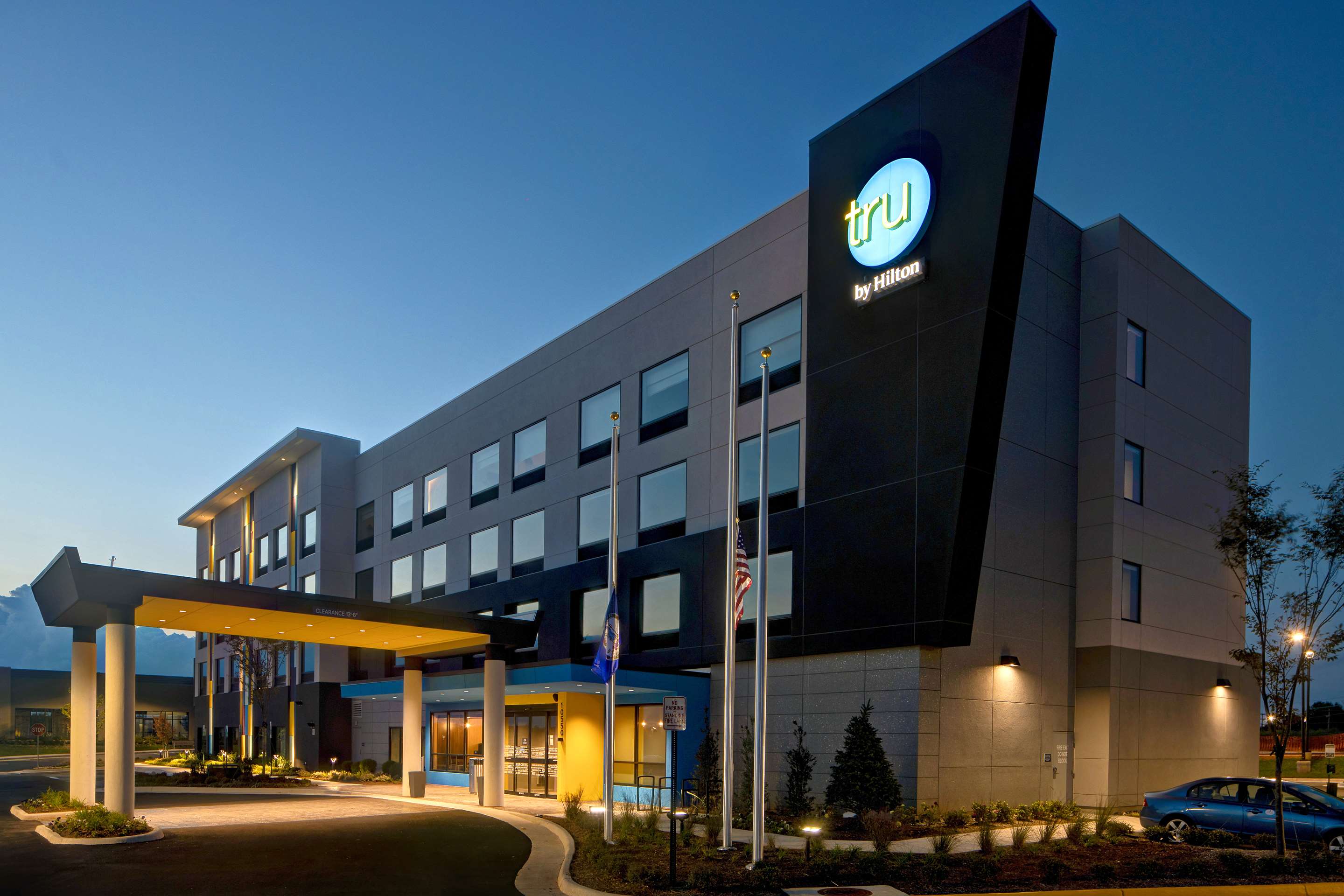 Exterior | Tru by Hilton Manassas