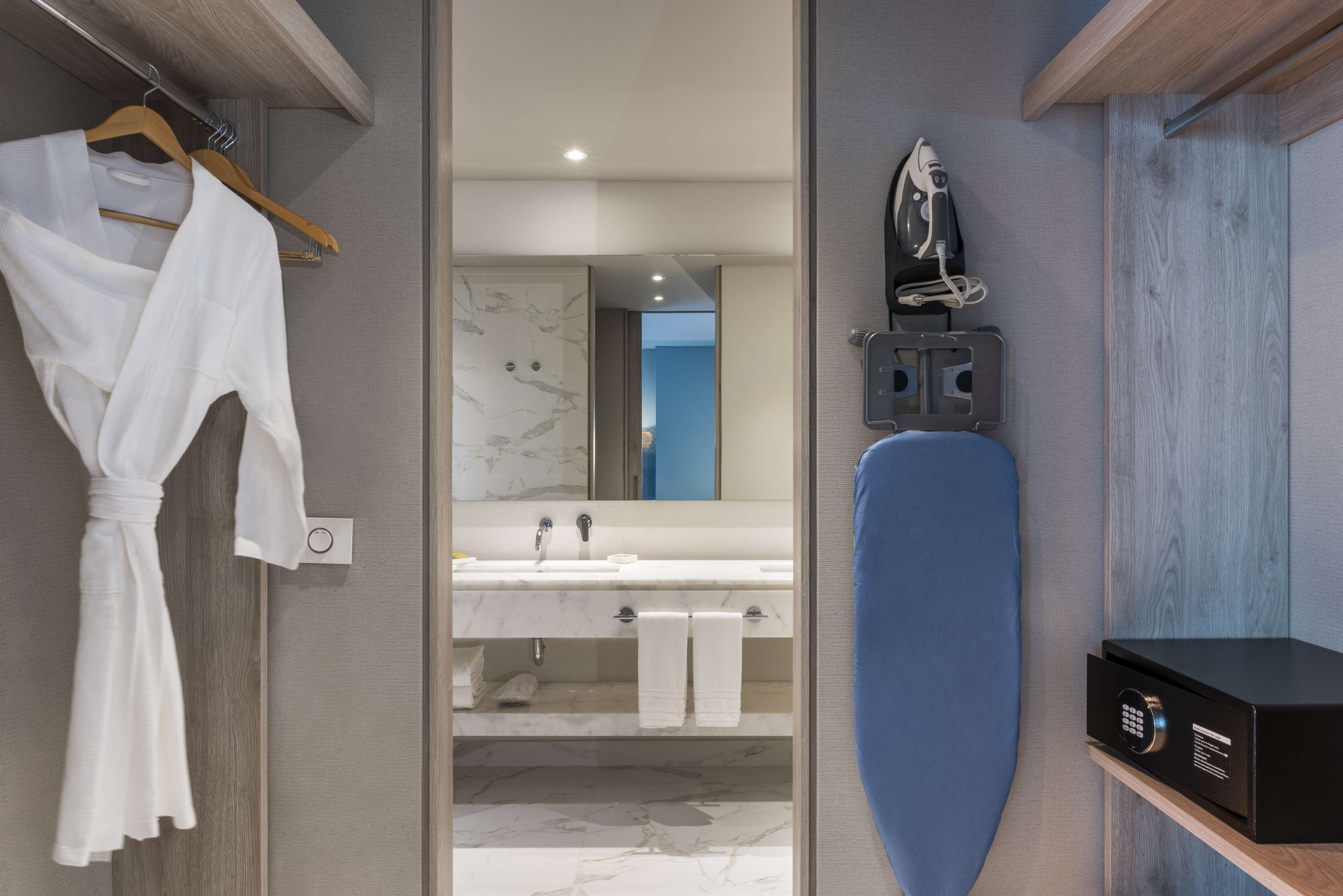 Hilton Santa Marta Room Type - 2 DBL CITY VIEW ROOM