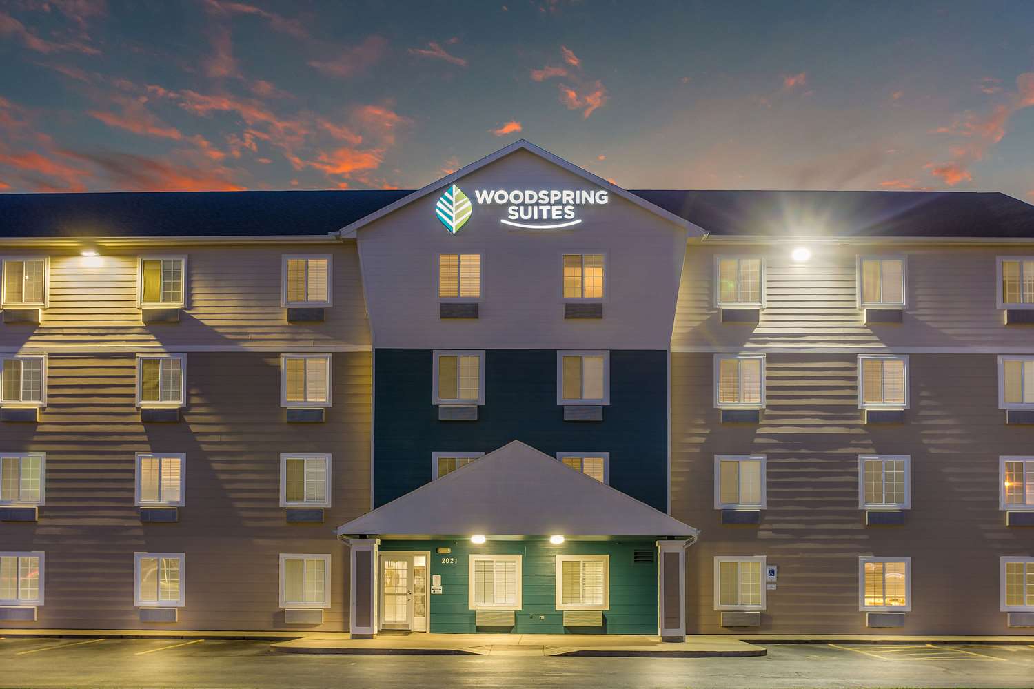 WoodSpring Suites Springfield, MO - See Discounts