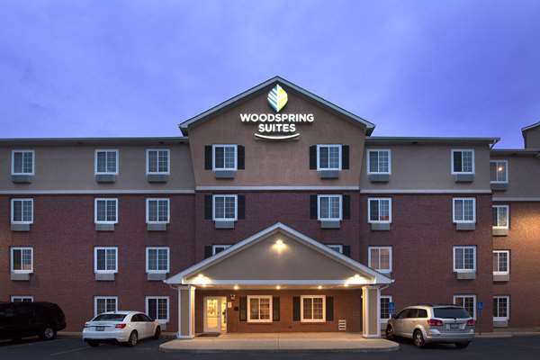 Exterior view - WoodSpring Suites Arnold - I-55, Exit 191