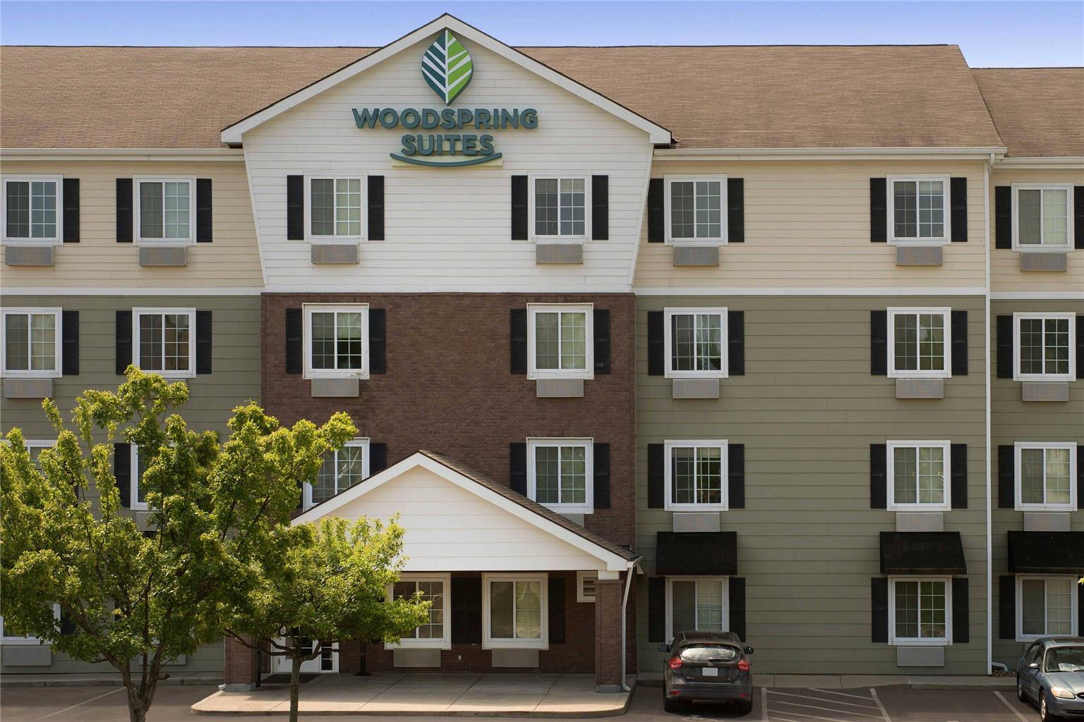 WoodSpring Suites Kansas City Liberty
