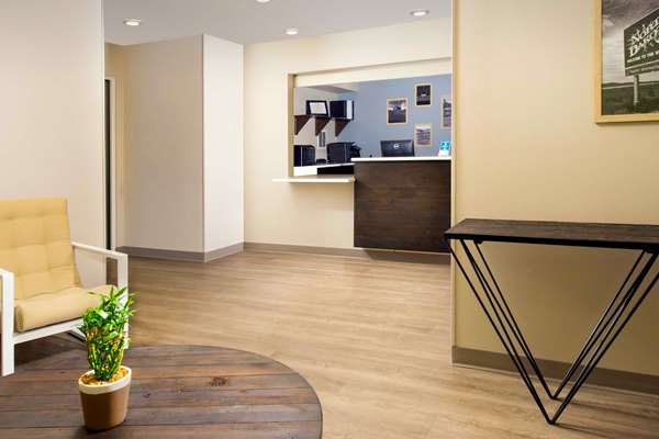  - WoodSpring Suites Fargo - I-29, Exit 66