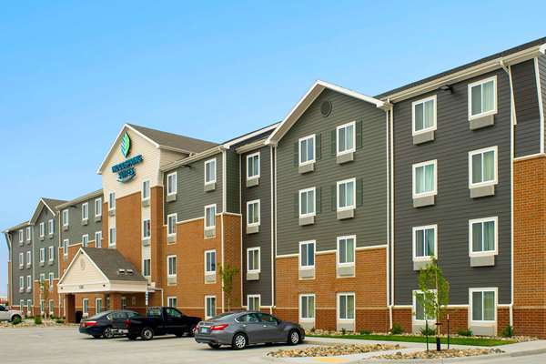 Exterior view - WoodSpring Suites Fargo - I-29, Exit 66
