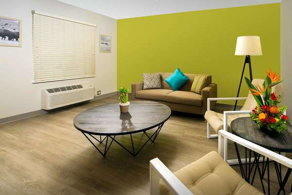  - WoodSpring Suites Fargo - I-29, Exit 66