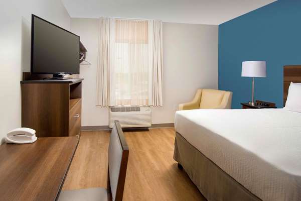  - WoodSpring Suites Fargo - I-29, Exit 66