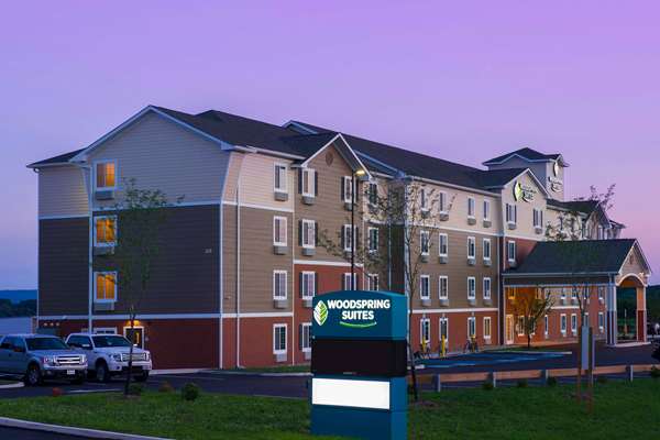 Exterior view - WoodSpring Suites Allentown