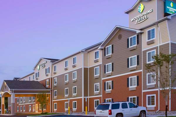 Exterior view - WoodSpring Suites Allentown