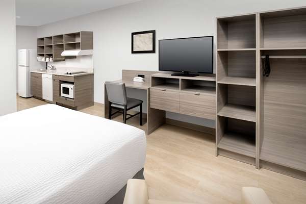  - WoodSpring Suites Tukwila - I-405, Exit 1