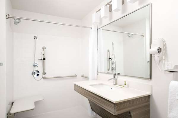  - WoodSpring Suites Redmond