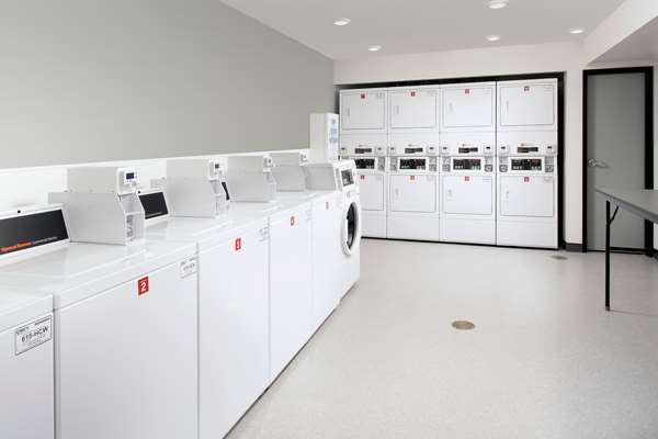 Amenities - WoodSpring Suites Redmond