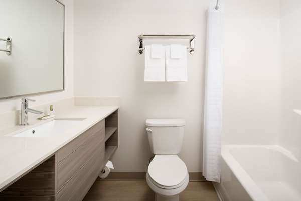  - WoodSpring Suites Redmond