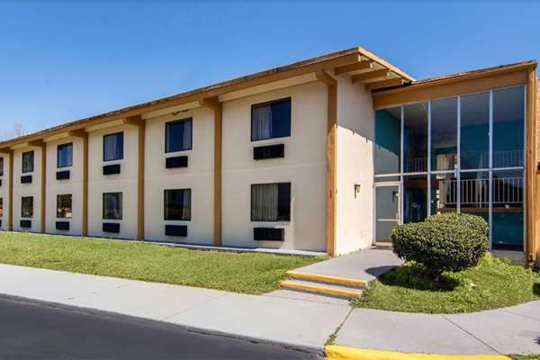 Exterior view - Travelodge Forsyth - I-75, Exit 187