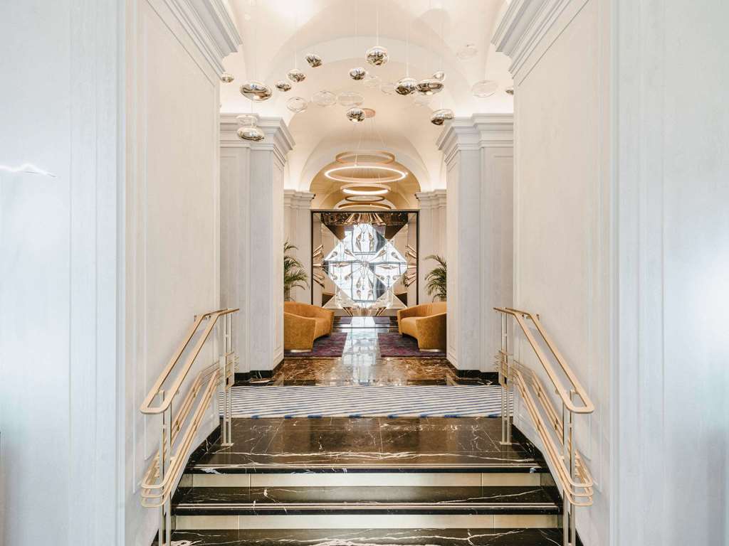 Guest photo