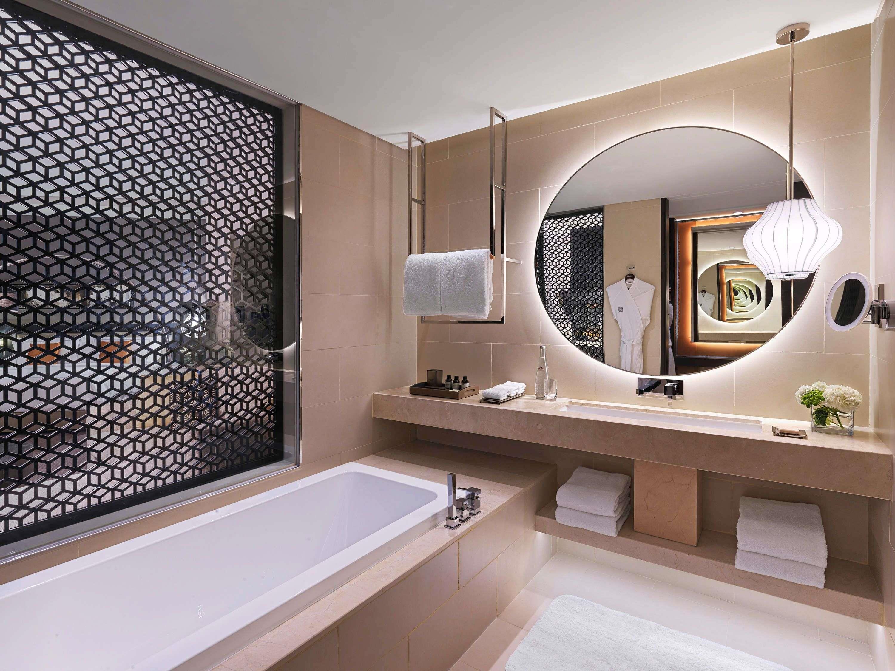 Fairmont Riyadh Room Type - Fairmont Queen Room with Two Queen Beds - Smoking Fairmont Riyadh Room Type - Fairmont Queen Room with Two Queen Beds - Smoking