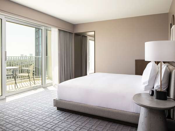  - Fairmont Century Hotel Plaza Los Angeles