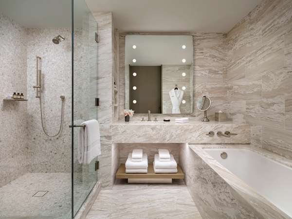  - Fairmont Century Hotel Plaza Los Angeles