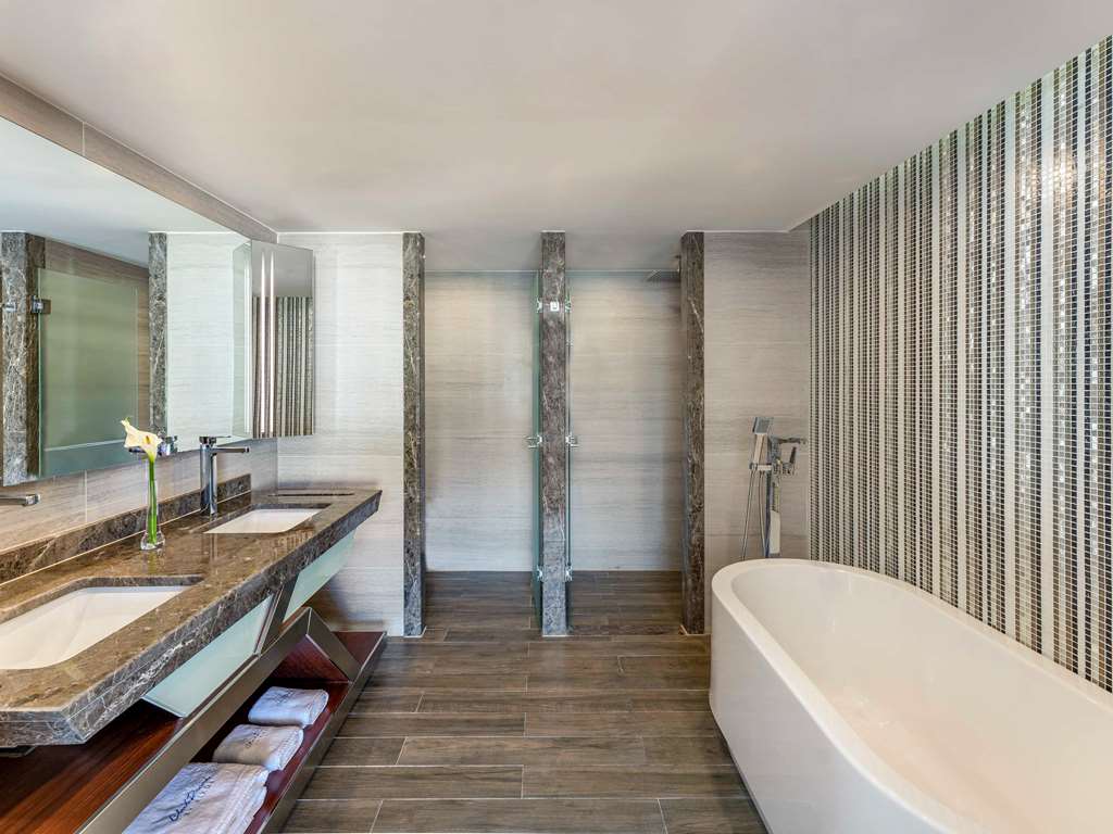 Club Privé By Rixos Belek-guestroom-Guest Room,Bathroom,On-Site.jpg
