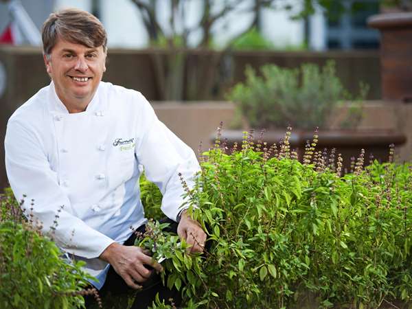 Restaurant - Fairmont Hotel Dallas