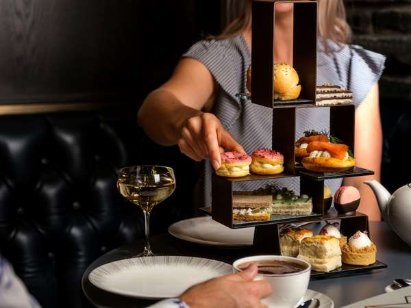 Restaurant - Fairmont Banff Springs Resort