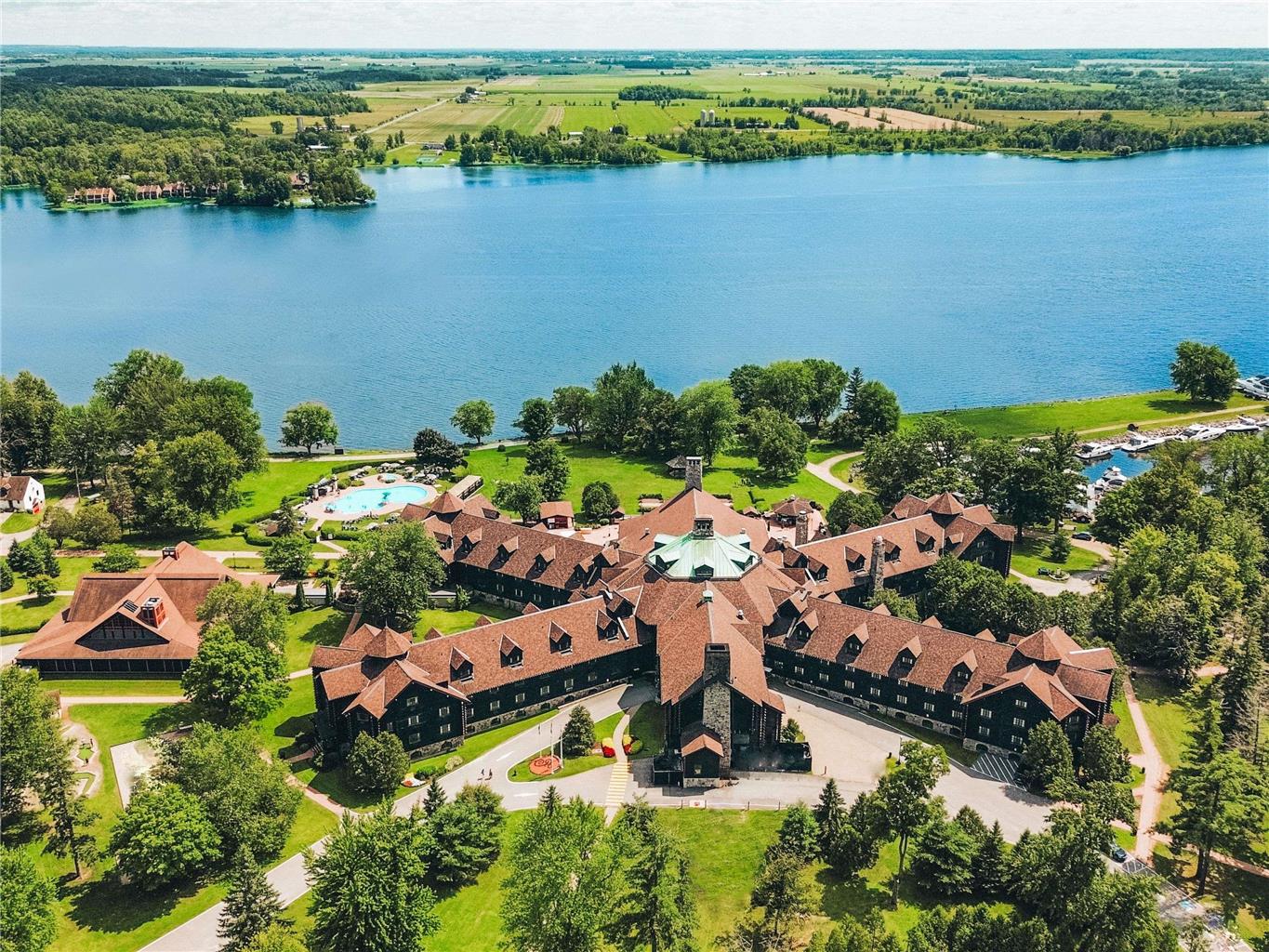 The Fairmont Le Chateau Montebello